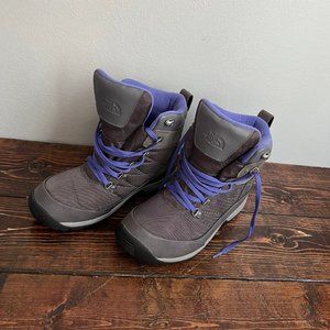EUC The North Face 7.5 Grey and Purple Womens Chilkat Nylon Winter Boots